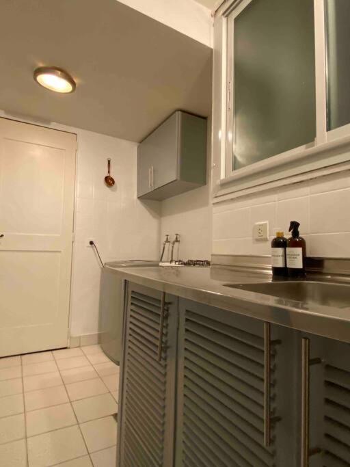 Piso Luminoso Y Amplio En Recoleta Apartment *
